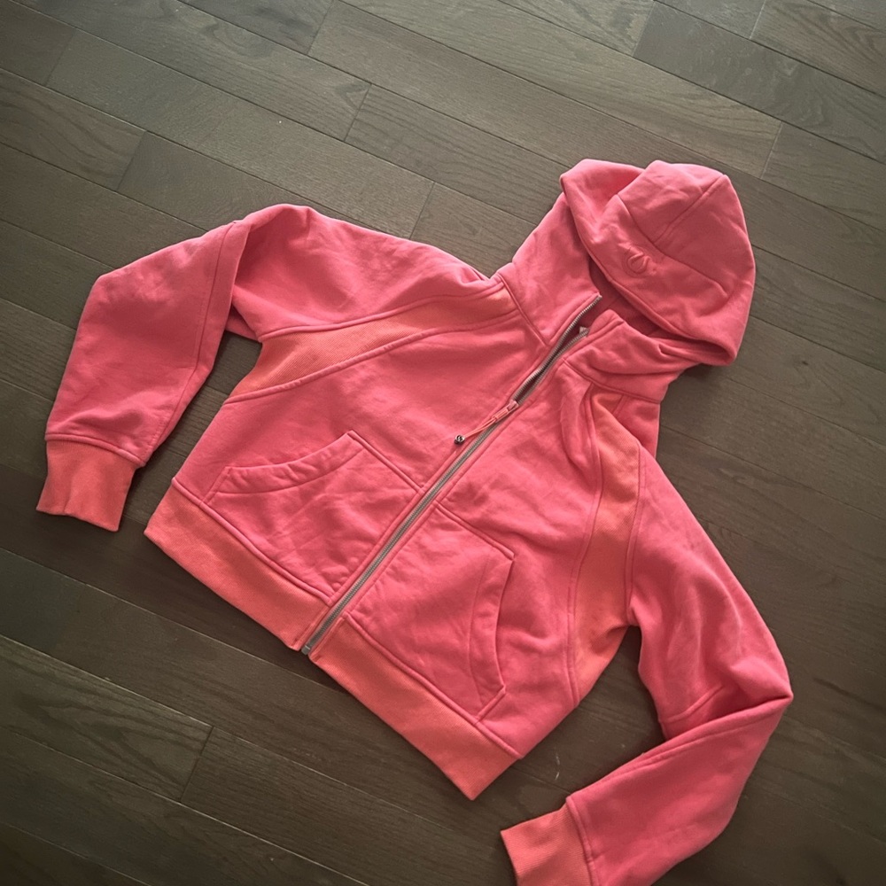 Pink Lululemon Cropped Scuba